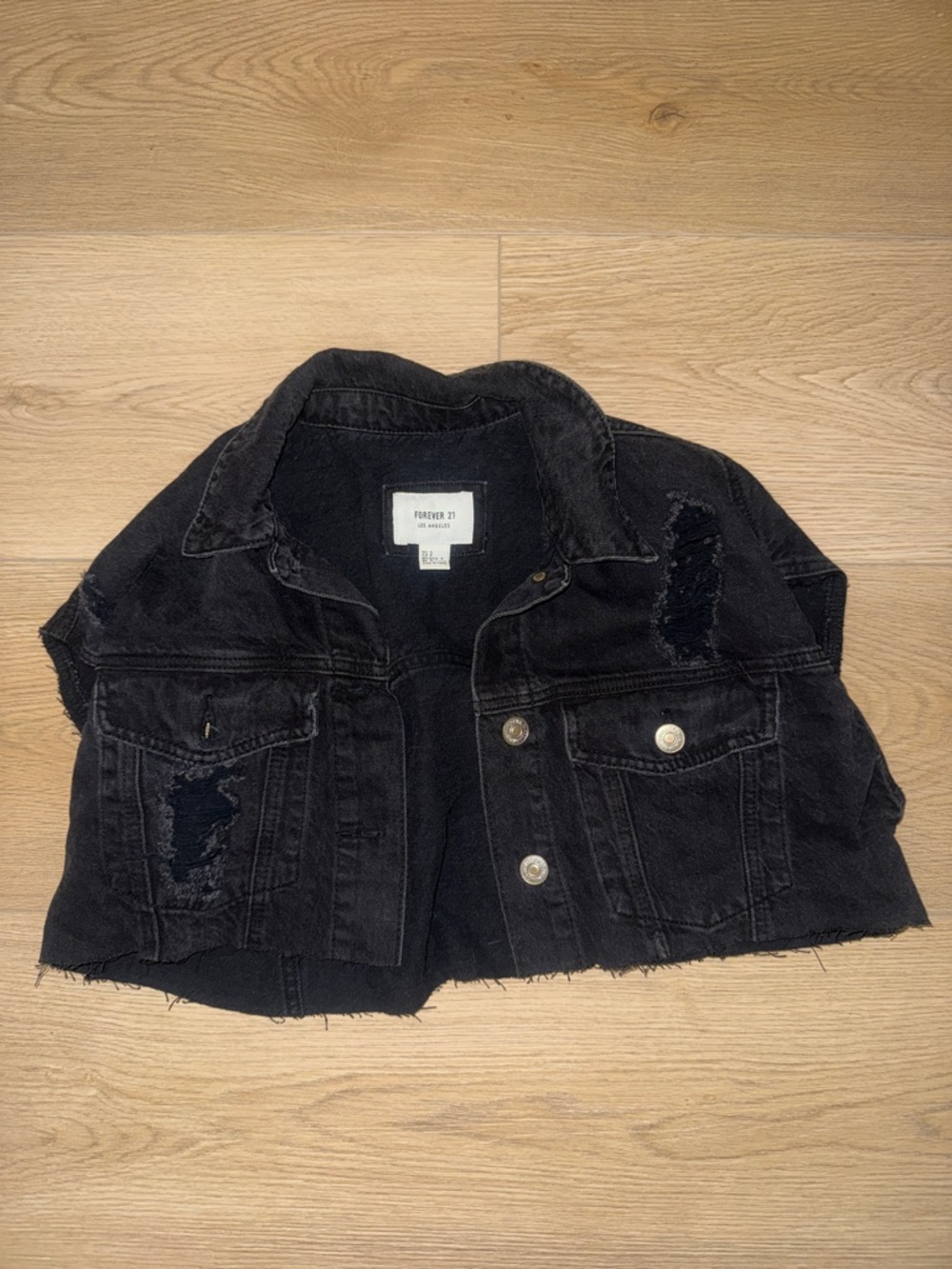 Forever 21 Woman’s Black Cropped Distressed Denim Jacket